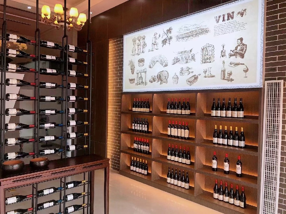 紅酒午夜小电影男人在线APP如何選擇国产AV午夜福利?